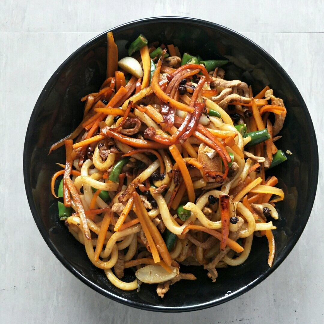 胡萝卜炒肉
