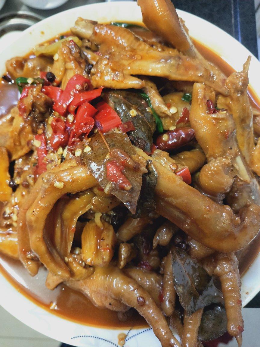 香辣烧鸡爪