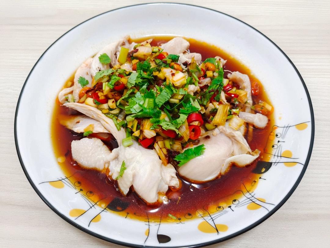 招牌口水鸡🐤（肉质是你想像不到的嫩🍗）