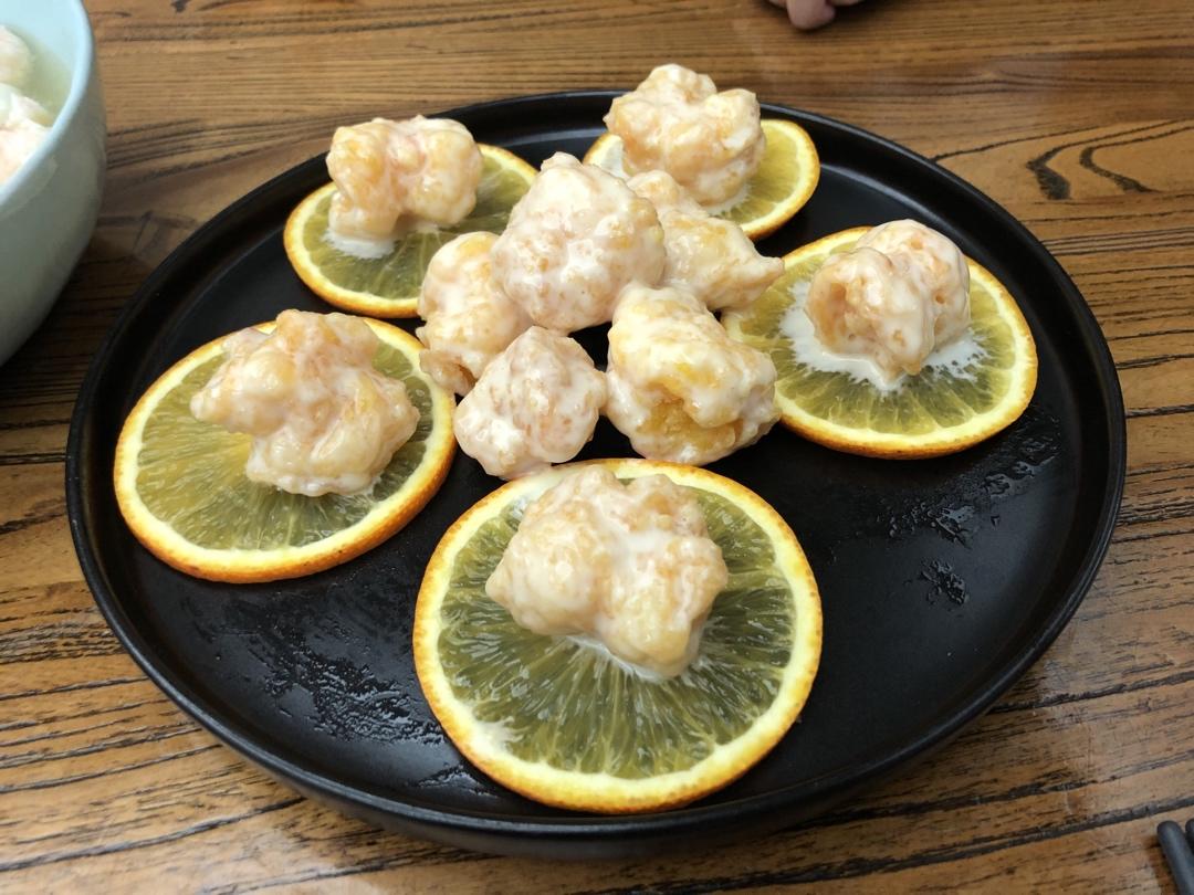欢喜做年菜：鲜橙腰果沙拉酥虾