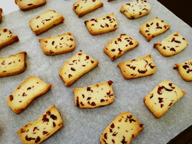 蔓越莓饼干的做法（烤箱做饼干）