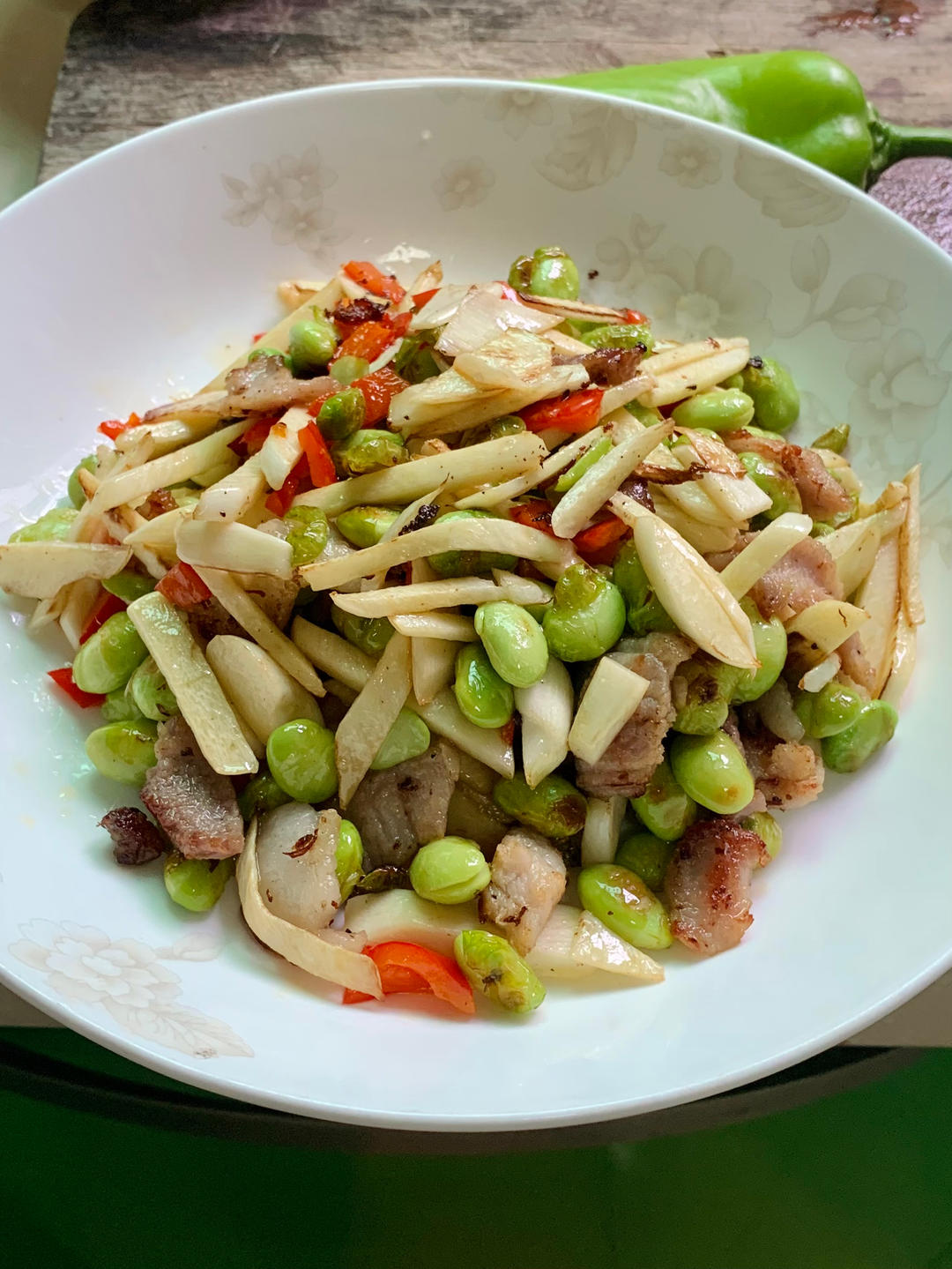茭白香干肉丁炒毛豆