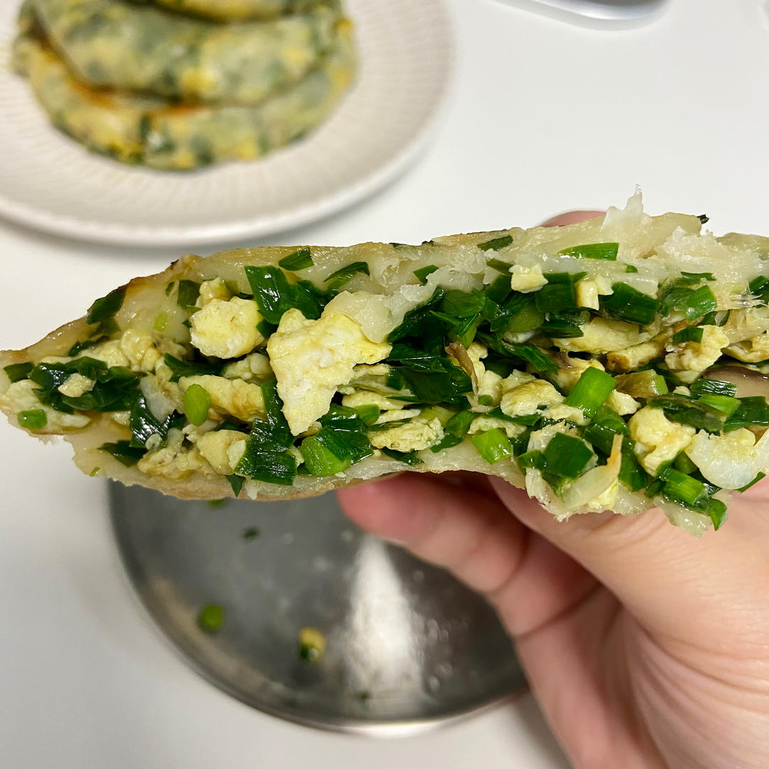 皮包馅多的韭菜鸡蛋馅饼