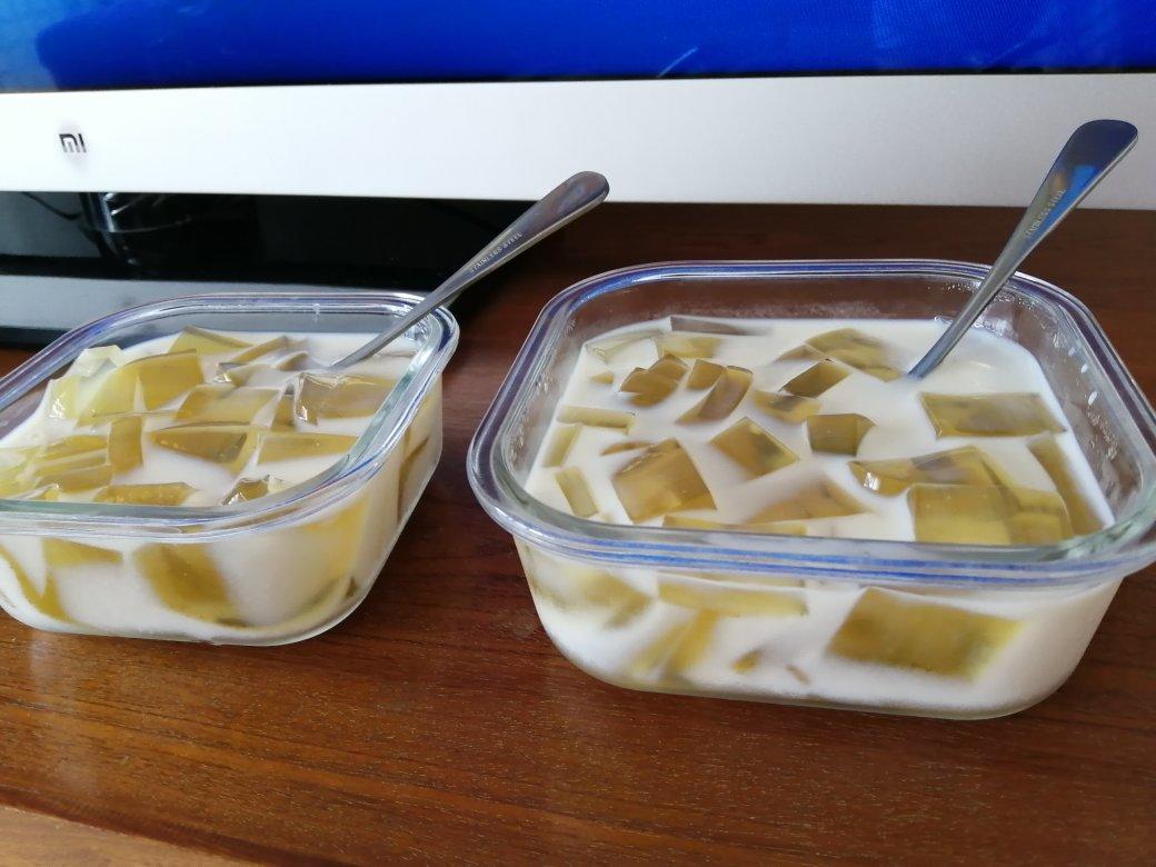 海底椰雪梨菊花膏