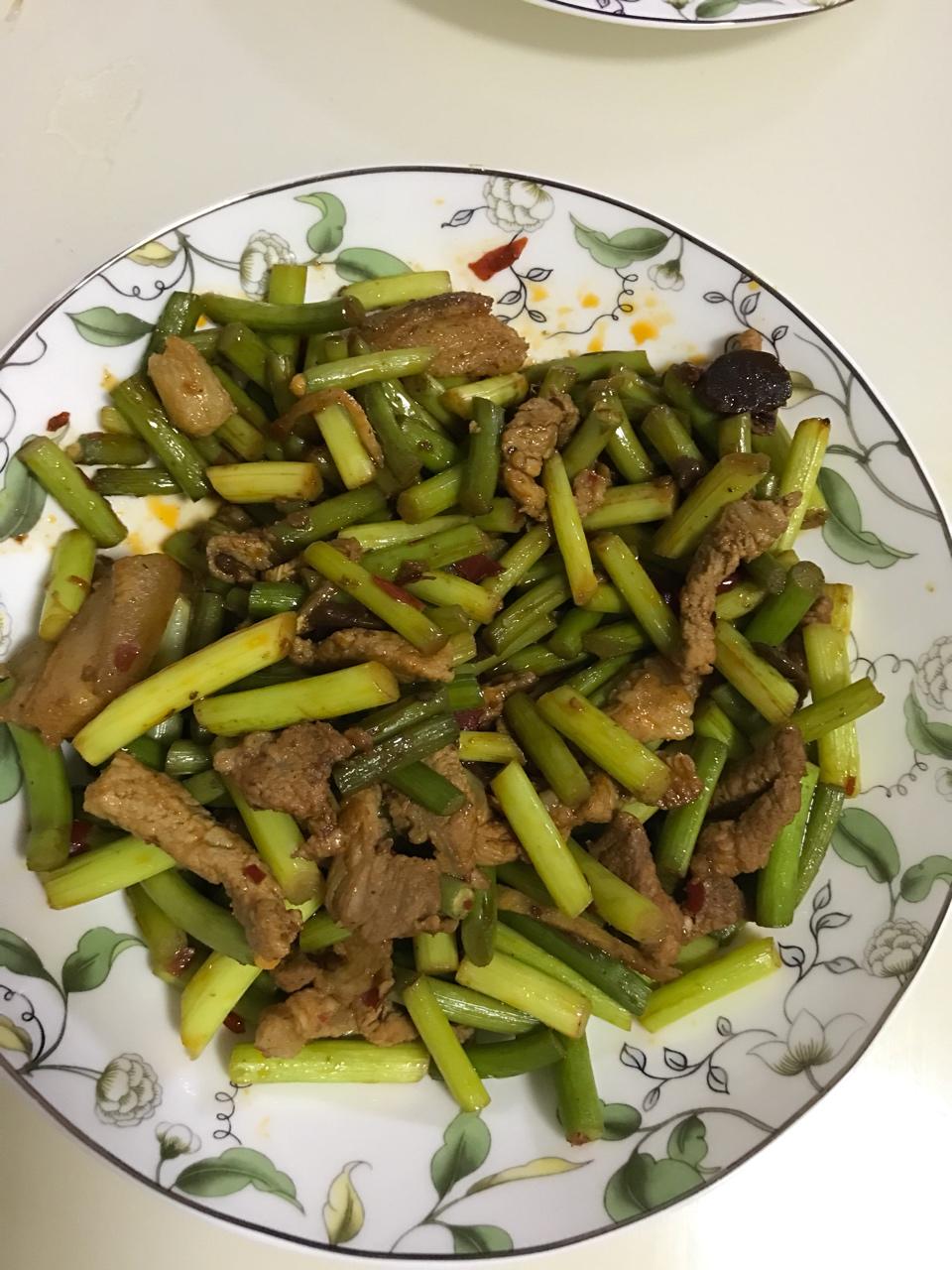 蒜薹炒肉丝