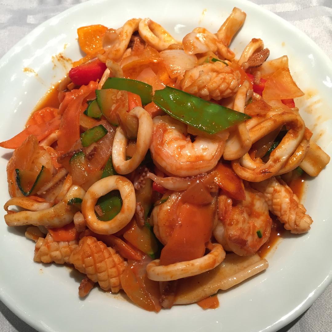 7月果冻做的韩式辣酱炒鱿鱼