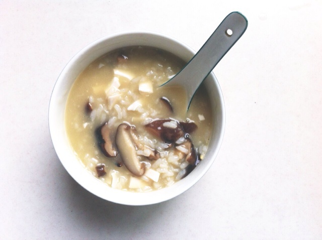 香菇咸蛋粥。