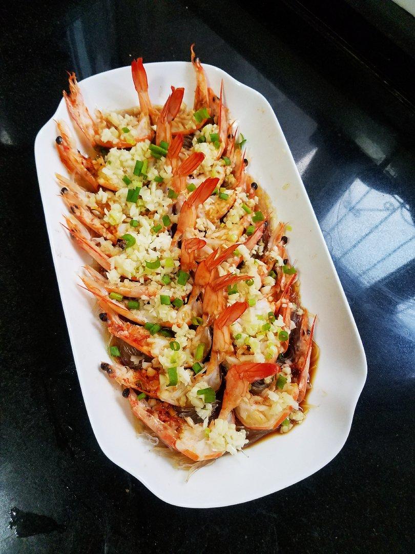 蒜蓉粉丝蒸大虾