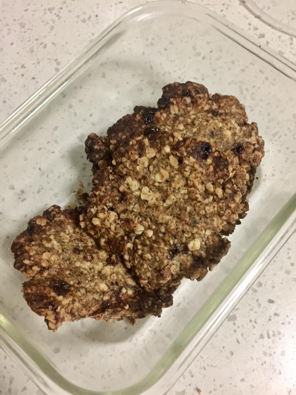 素食:有机燕麦芝麻大饼干