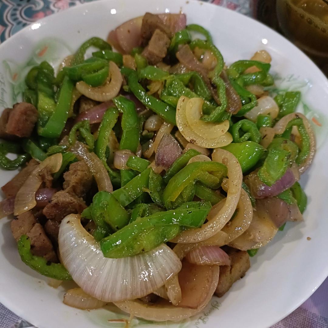 小洋葱牛肉粒（快手美味，复刻陶陶居）