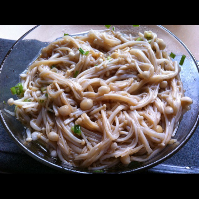 白灼金针菇