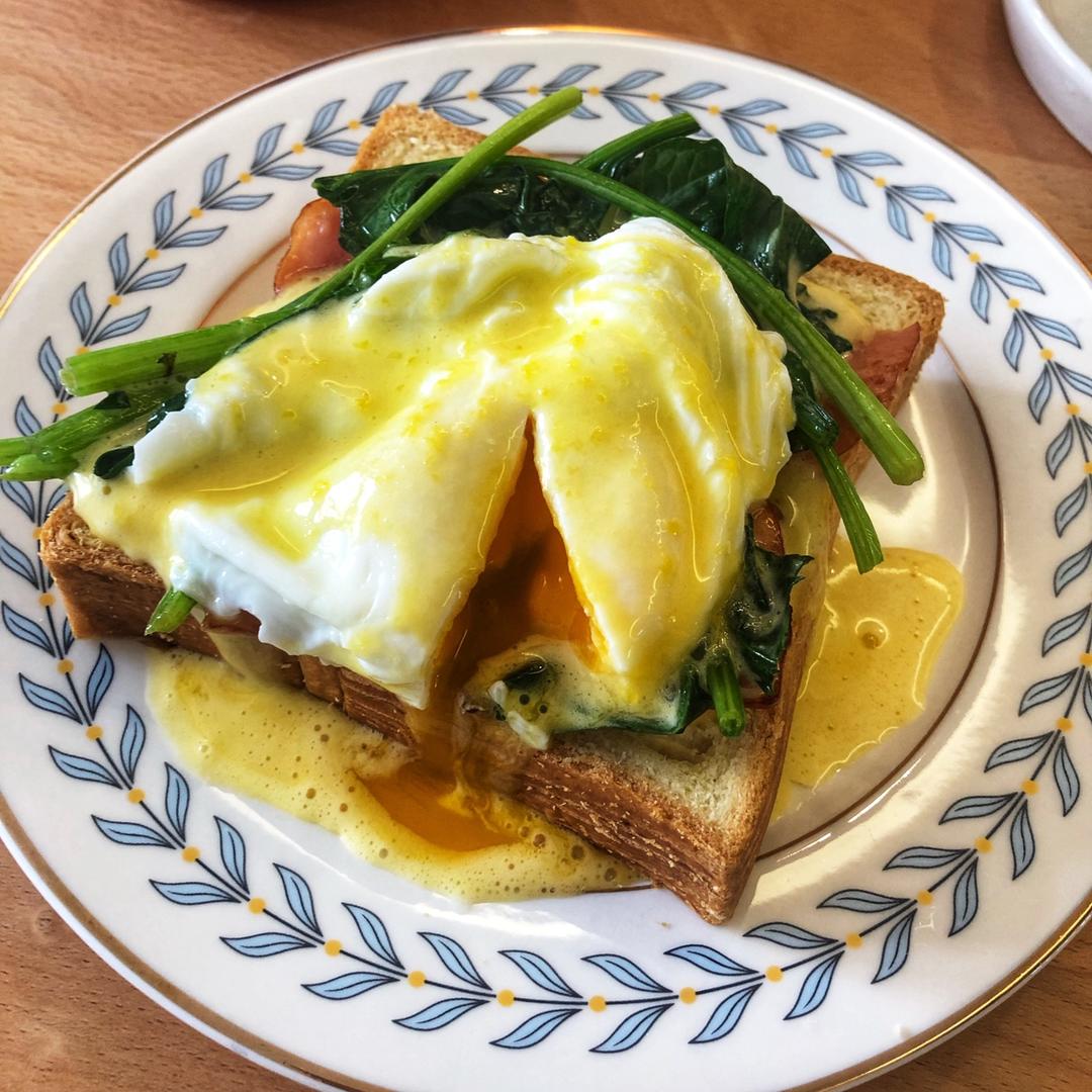 多版本的班尼迪克蛋Egg Benedict