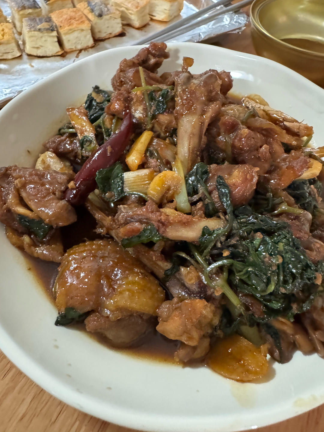 正宗台式三杯鸡（零失败！周围朋友全都赞不绝口！ 😁）