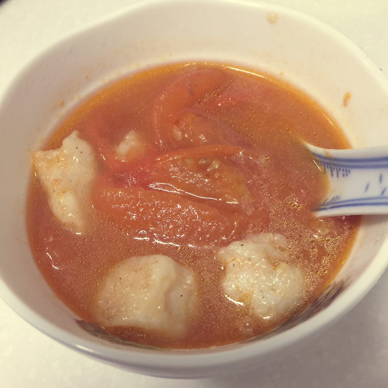 番茄龙利鱼豆腐汤