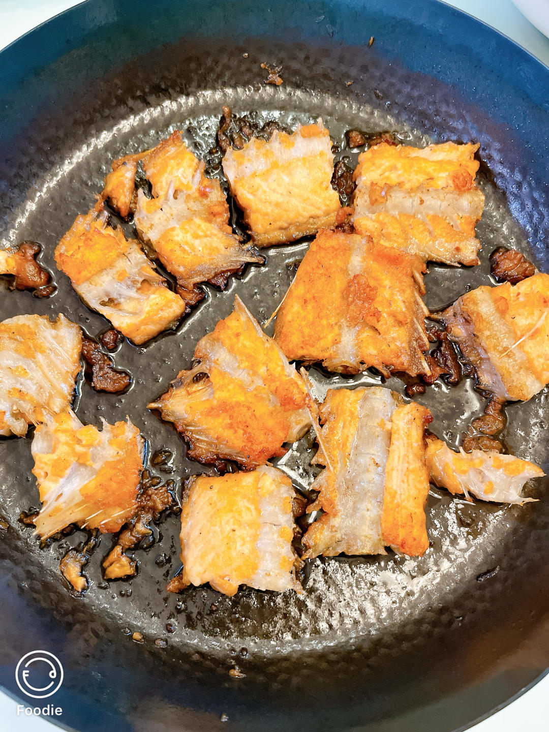 香煎三文鱼骨