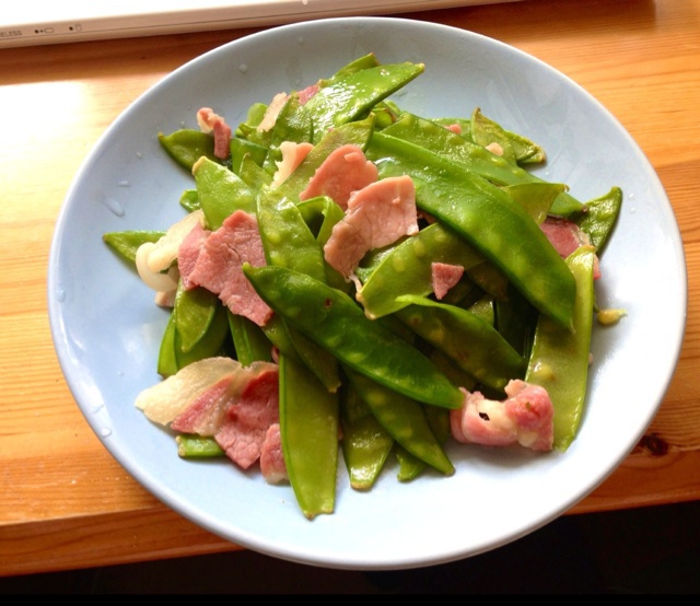 腊肠炒荷兰豆