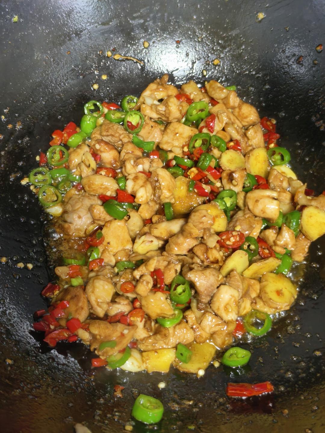 小炒鸡腿肉
