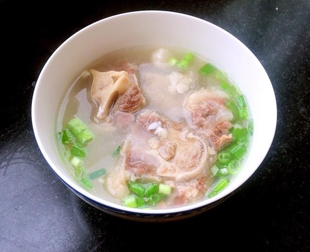 韩式清炖牛尾汤的做法