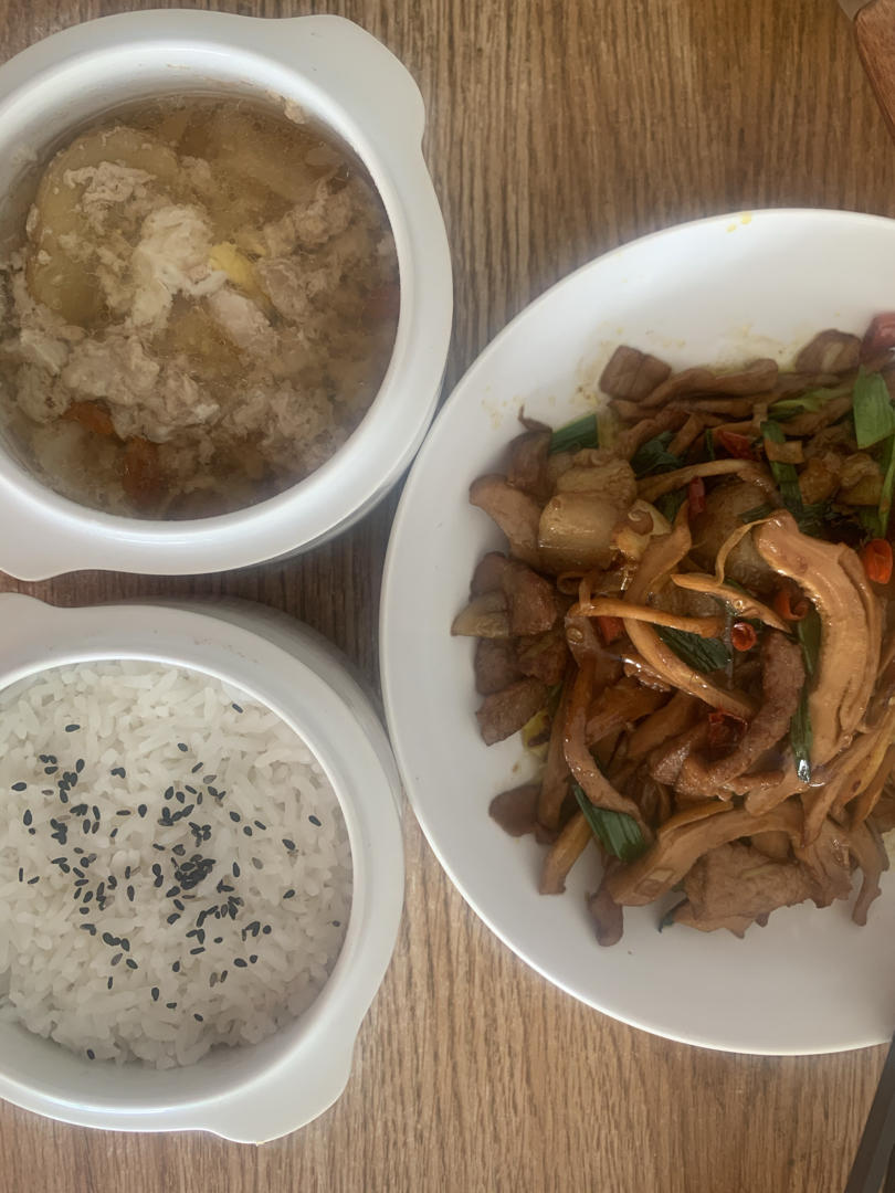 鸡蛋肉泥炖盅
