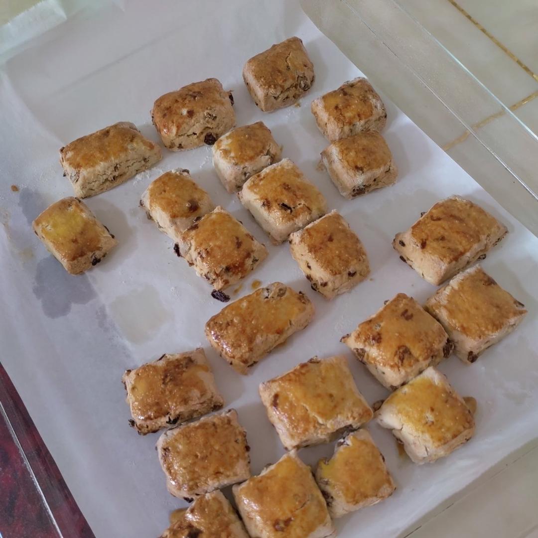 消耗淡奶油的司康