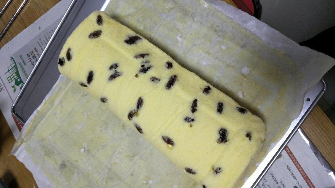 葡萄干蛋糕卷