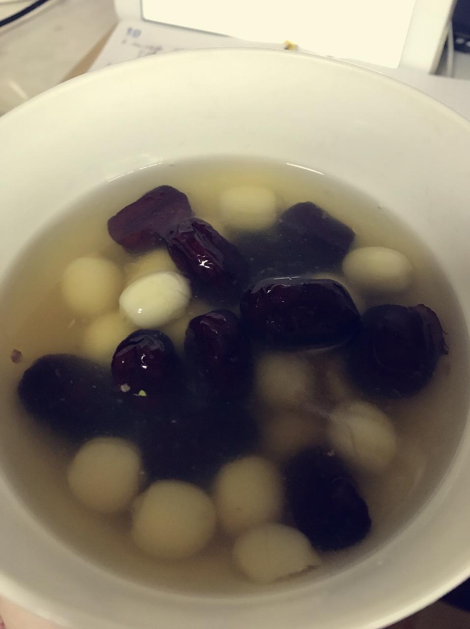 冰糖炖莲子