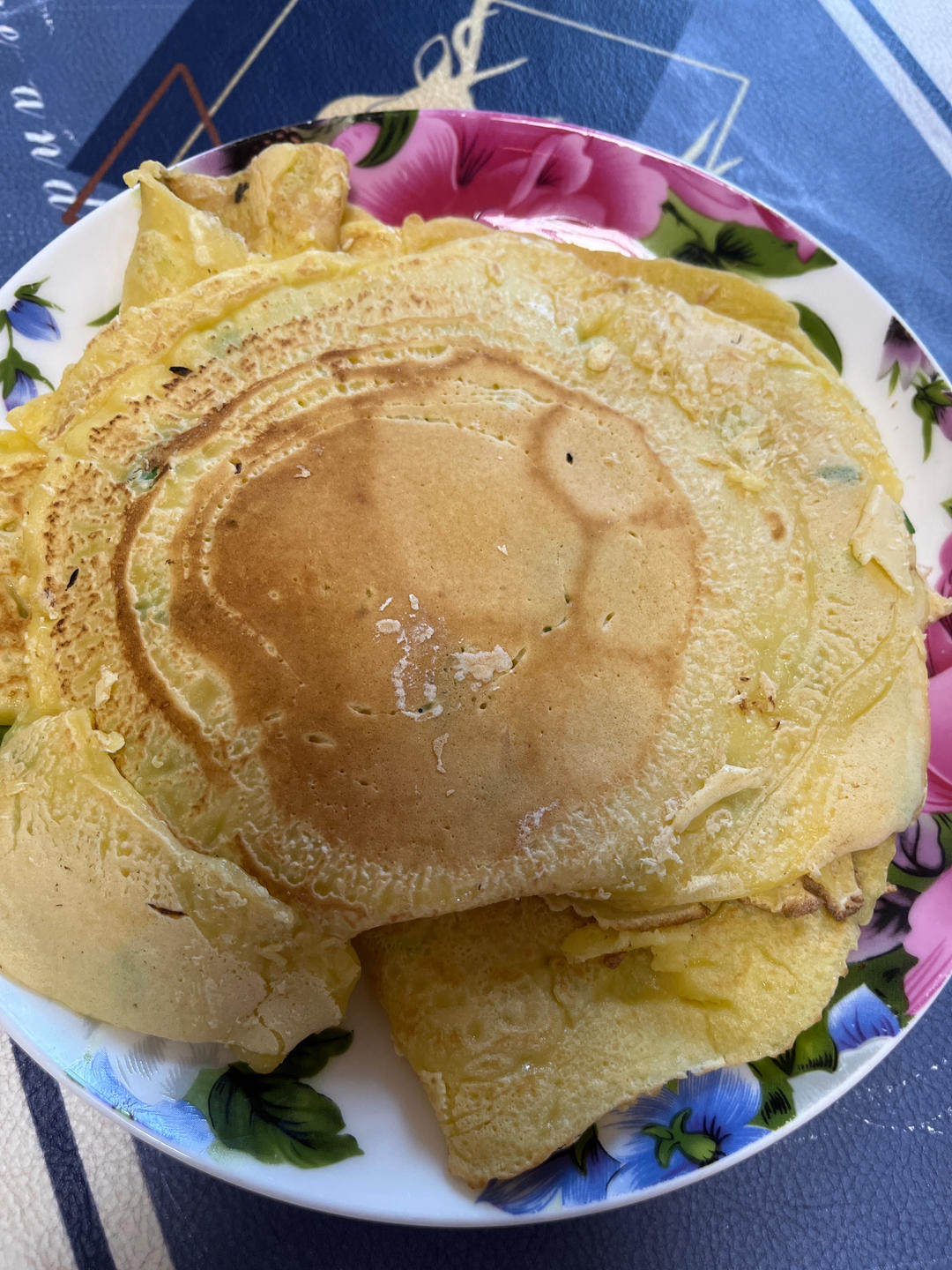用葱花鸡蛋饼来唤醒你清晨的味蕾