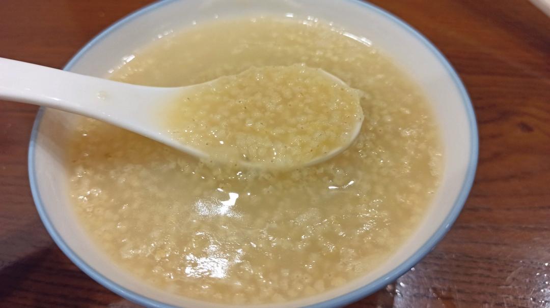 小米粥（小米油飘香）
