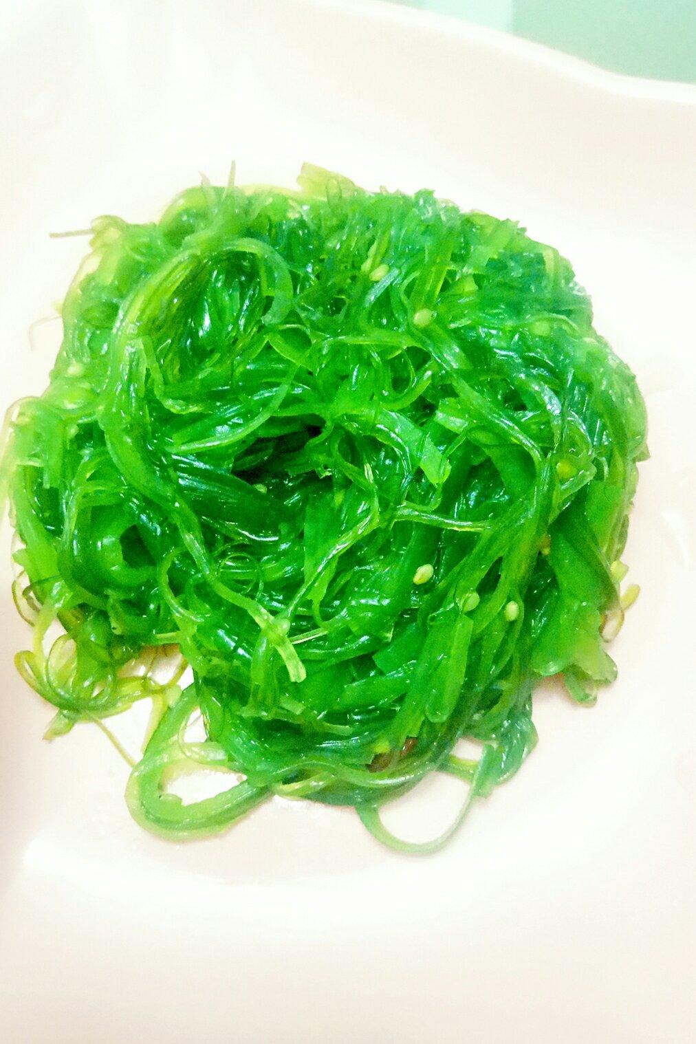 喂喂喂胃胃做的凉拌裙带菜