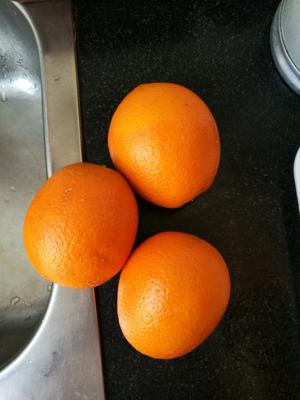 止咳良方-盐蒸橙子的做法 步骤1