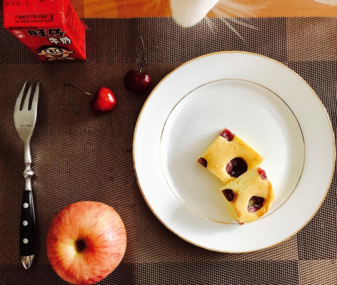 德国家常樱桃/蓝莓蛋糕 Kirsch Blechkuchen