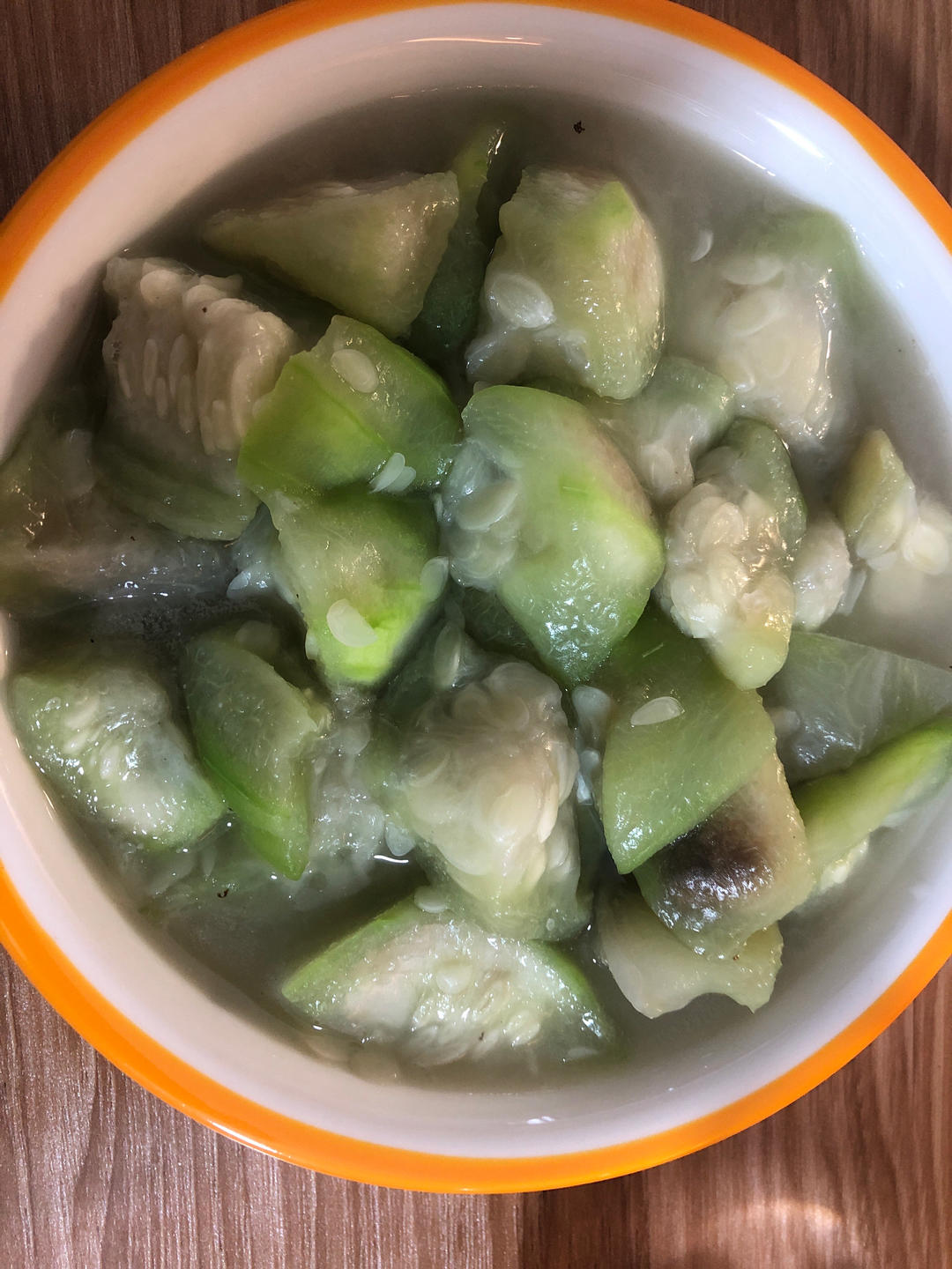 素炒丝瓜|这样做绝了！简单又好吃！