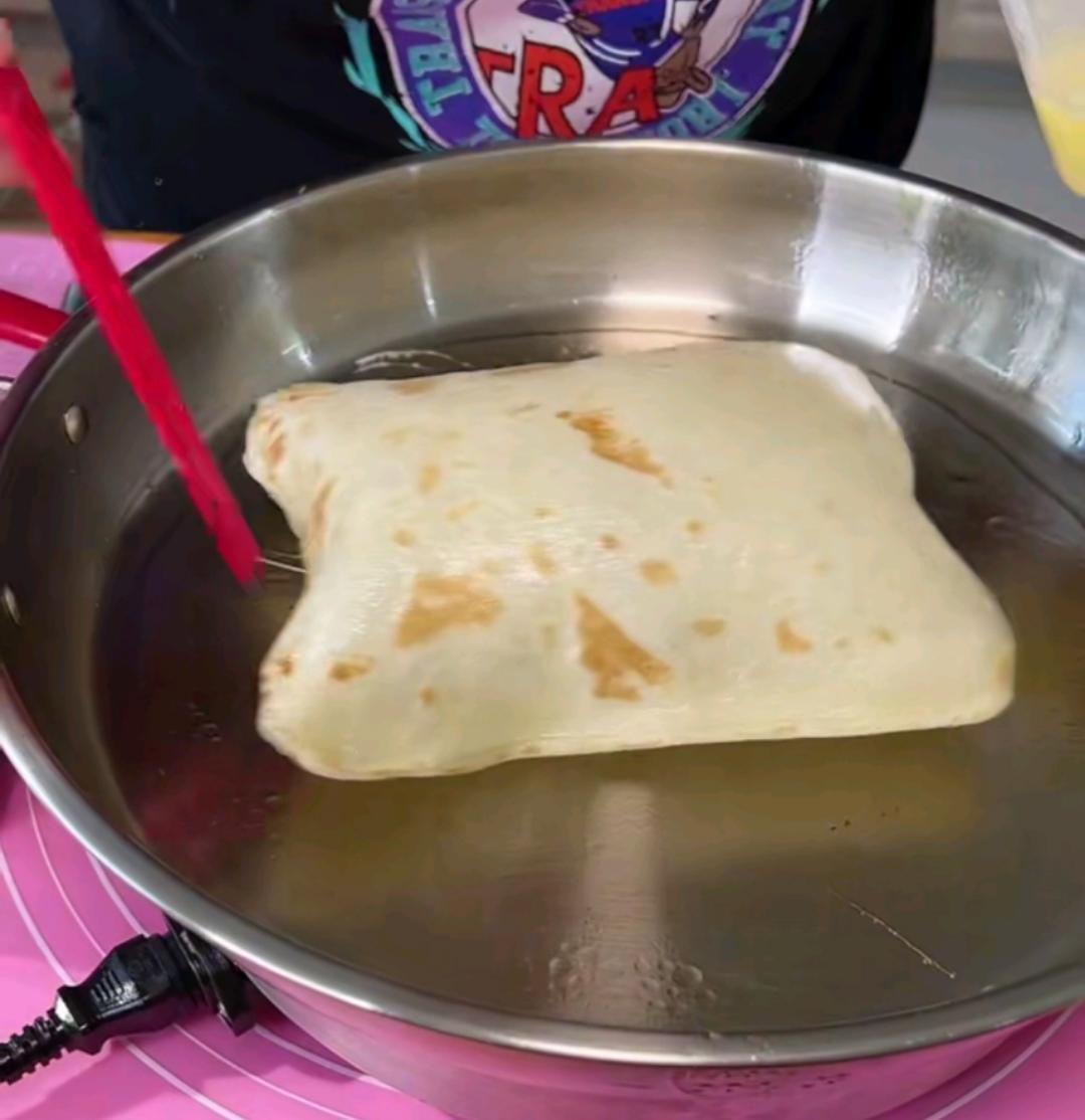 家庭版鸡蛋灌饼的做法