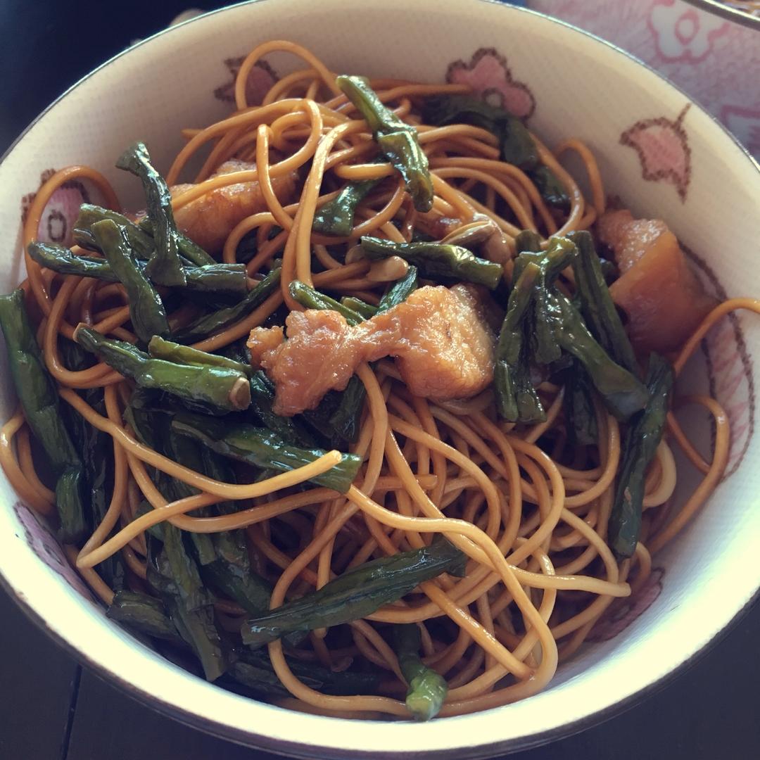 豆角焖面