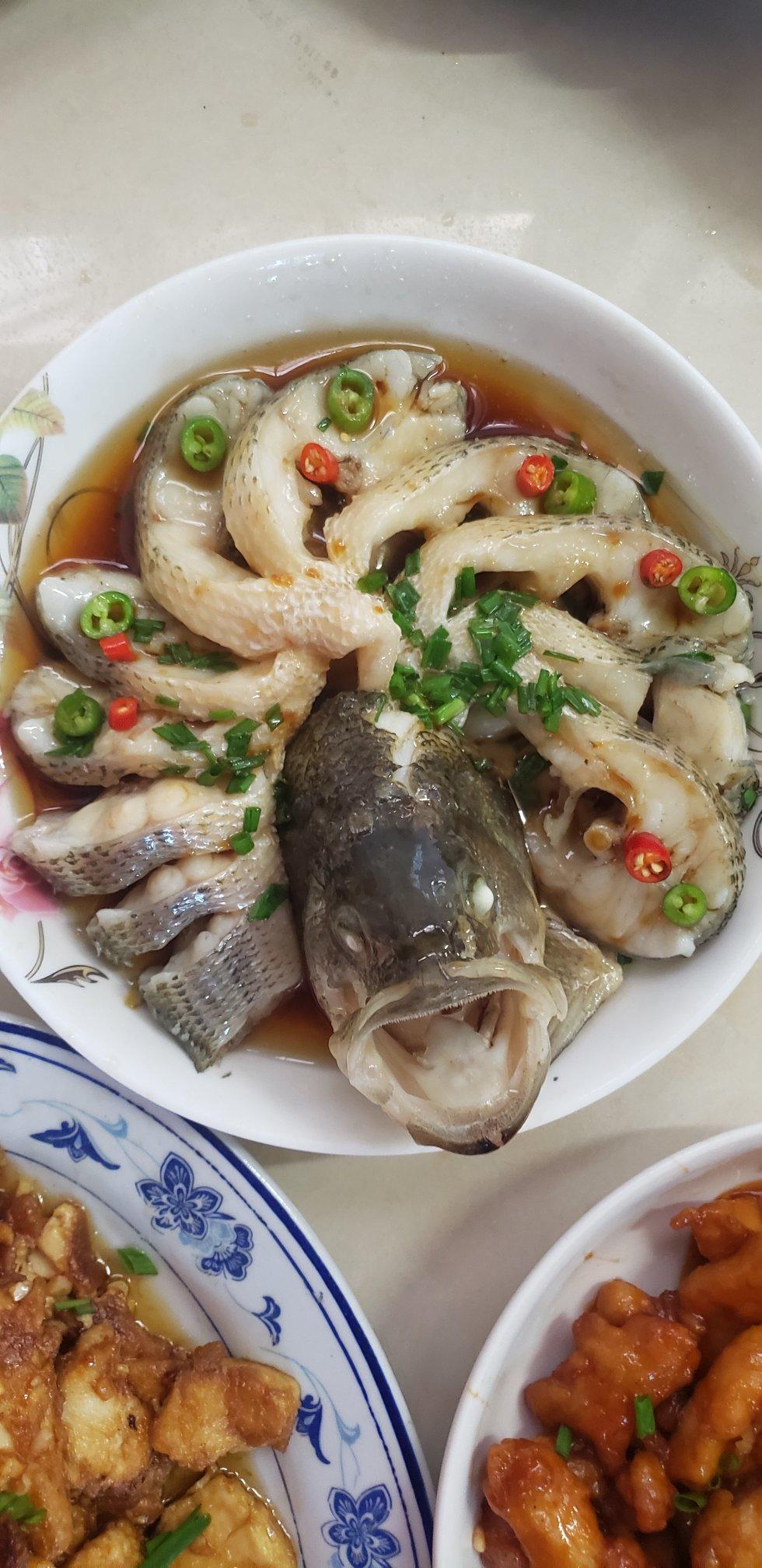 年夜菜必备❗️全家都爱的孔雀开屏清蒸鳊鱼🐟
