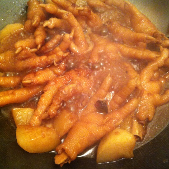 红烧鸡脚