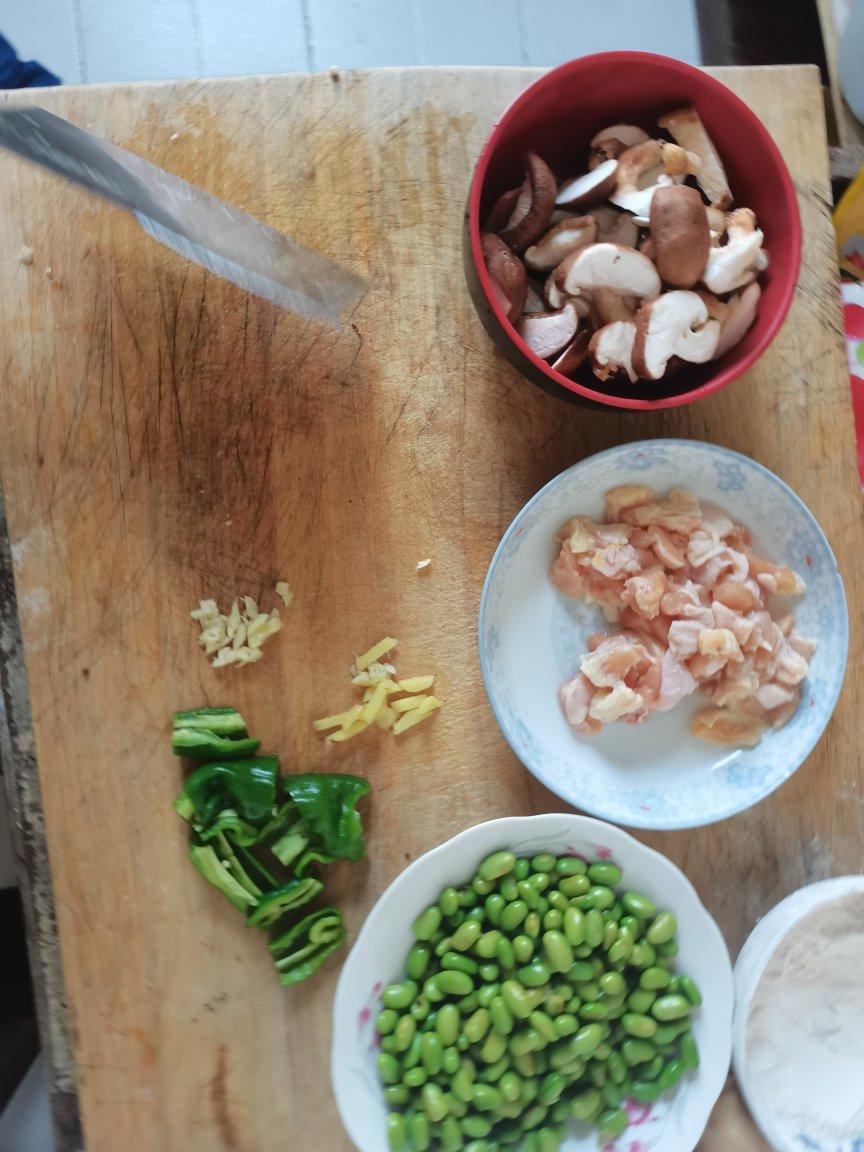 蘑菇毛豆炒肉片