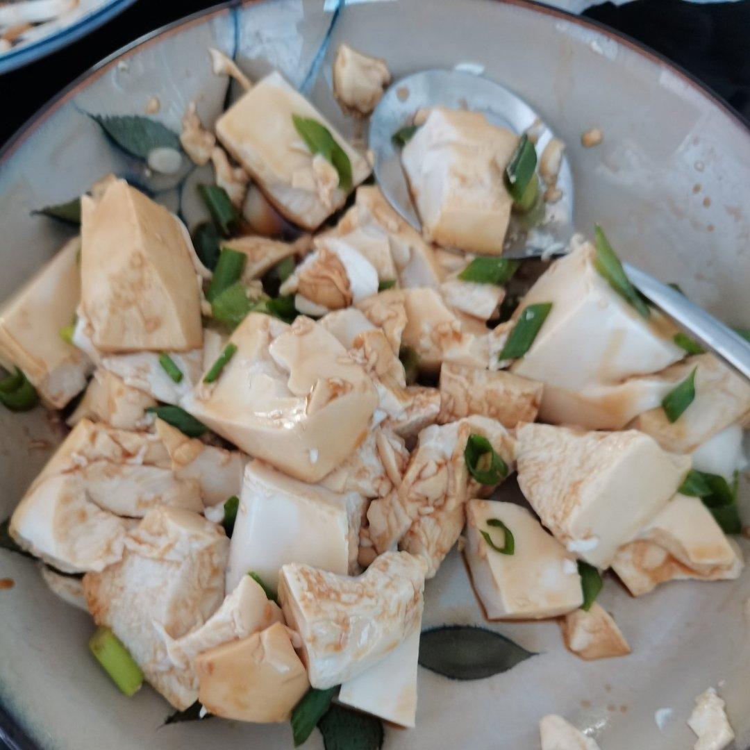 凉拌内脂豆腐