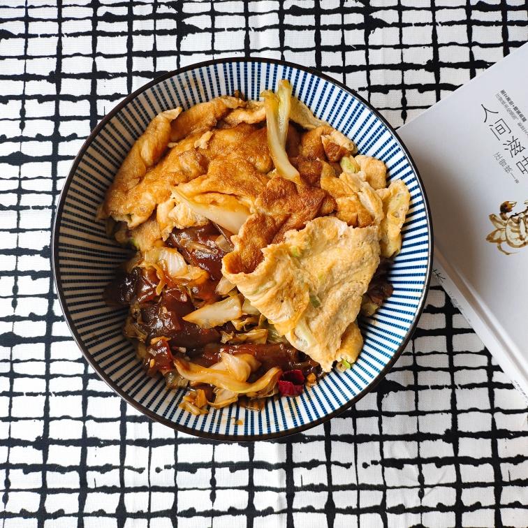 蒜香包菜焖粉皮的做法