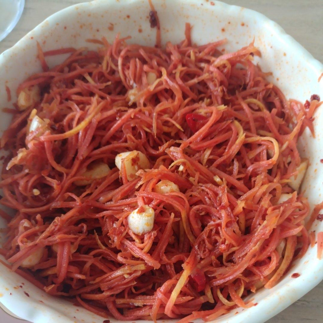 凉拌胡萝卜丝(减脂餐)