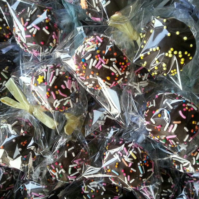 棒棒糖蛋糕（球体松软不甜腻型）