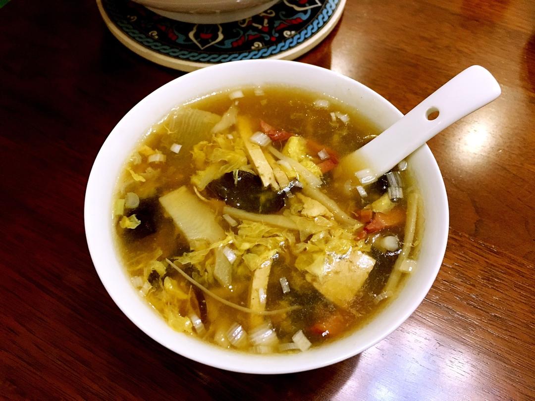 酸辣汤 Spicy & Sour Shredded Pork Soup