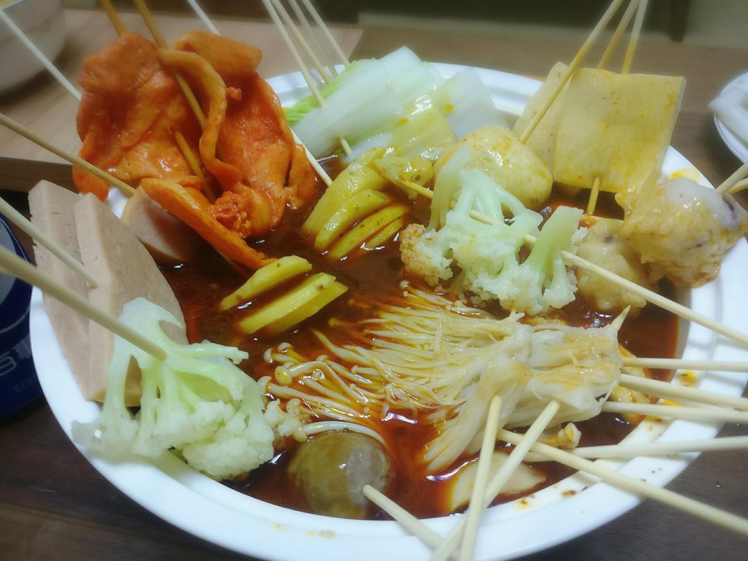 不吃路边摊，不放添加剂，自己在家就能做超好吃的串串香（红油钵钵鸡）