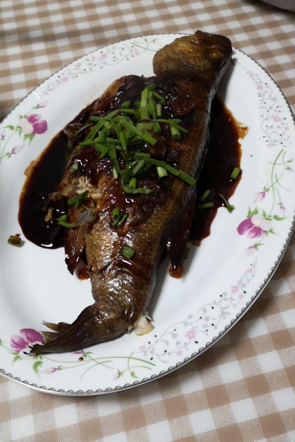 家常红烧鱼