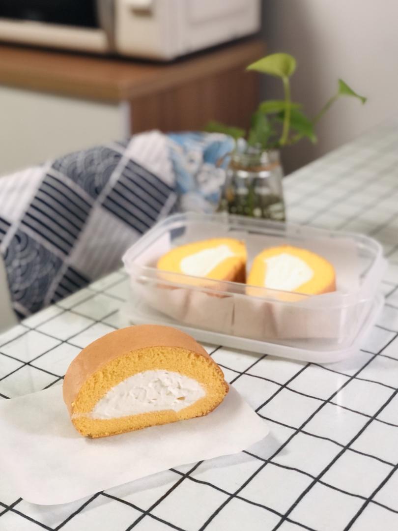 柠檬舒芙蕾蛋糕卷