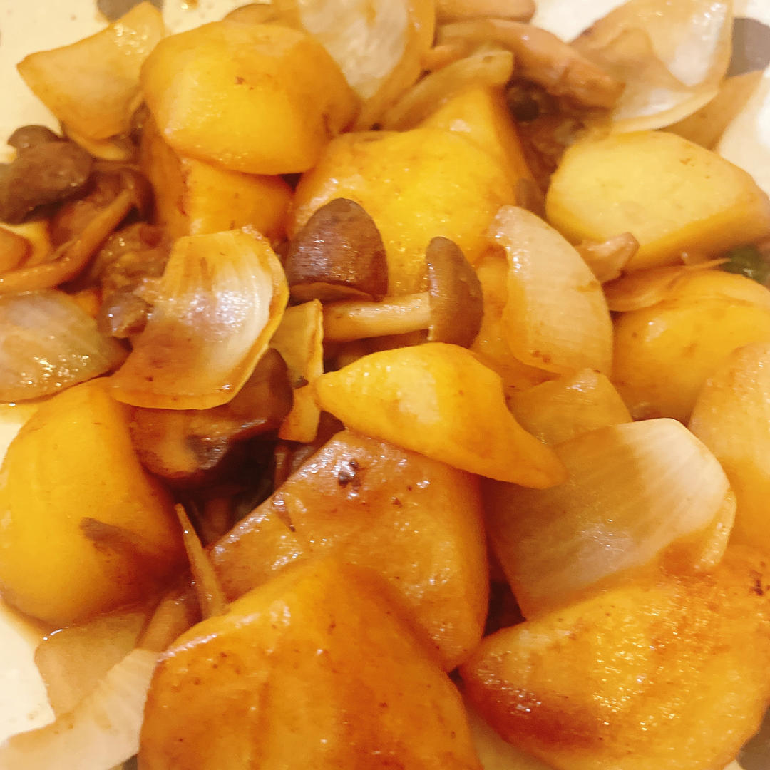 菇菇土豆与洋葱