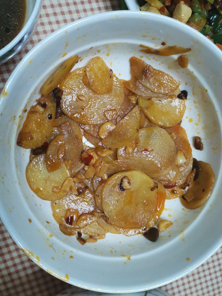 比肉好吃的香煎土豆