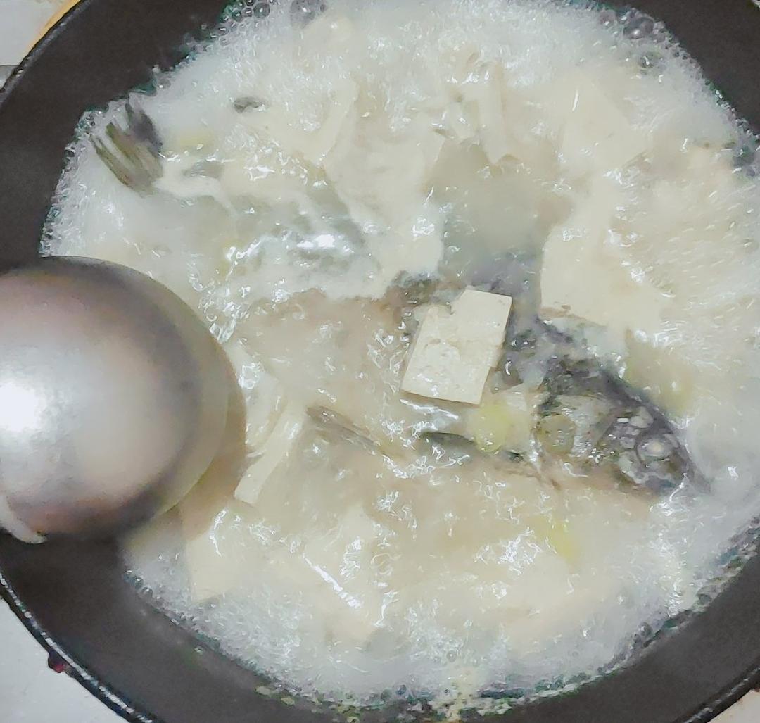 豆腐鲫鱼汤