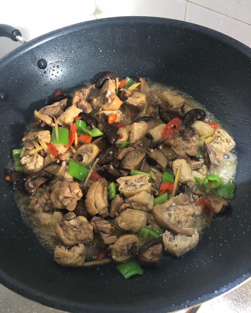 秒杀饭馆味道的【黄焖鸡米饭】