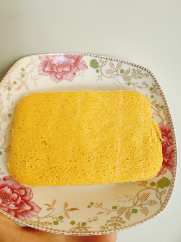 婴儿辅食:蛋黄蒸蛋糕的做法